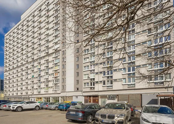 Elegant Apartment Pereca Ideal For Remote Work In Warsaw City Centre By Noclegi Renters