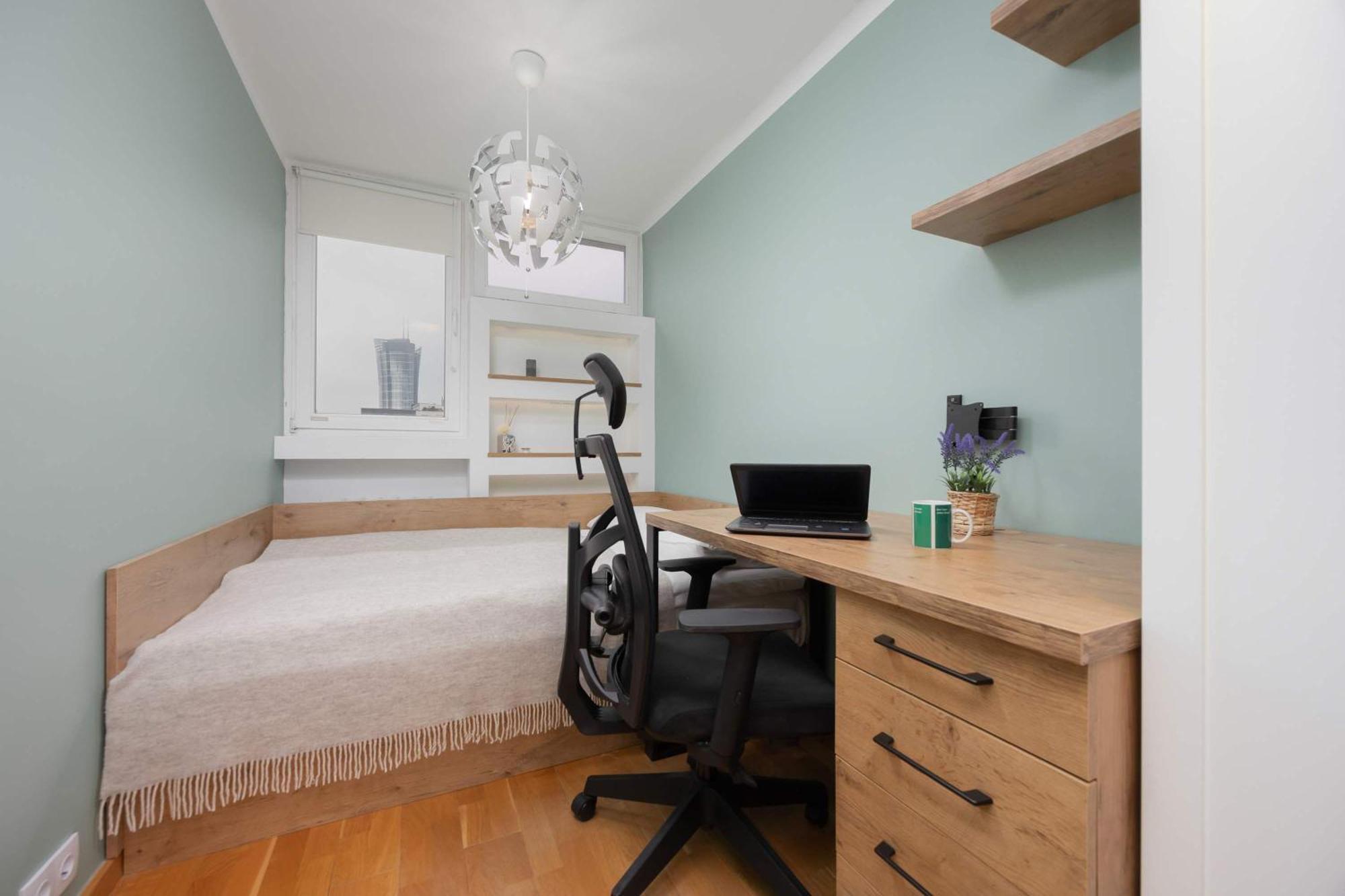 Elegant Pereca Ideal For Remote Work In Centre By Renters Leilighet *